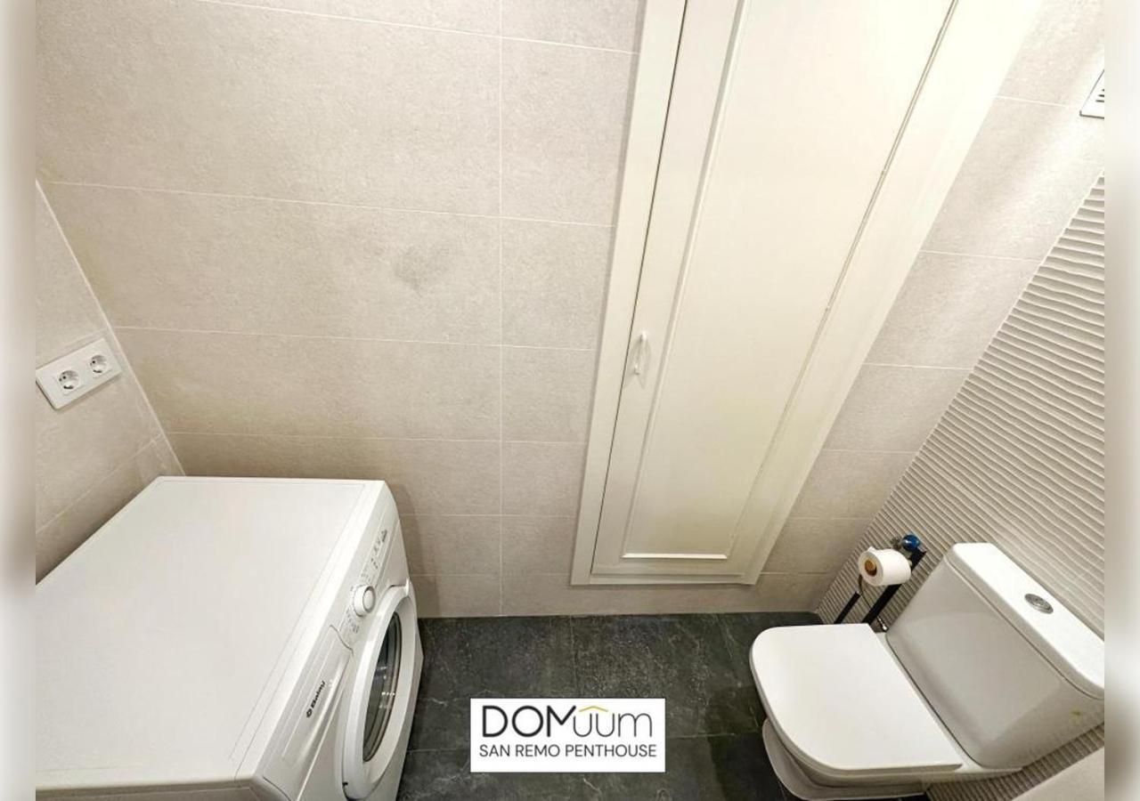 Domuum Holidays - San Remo Penthouse سالو المظهر الخارجي الصورة