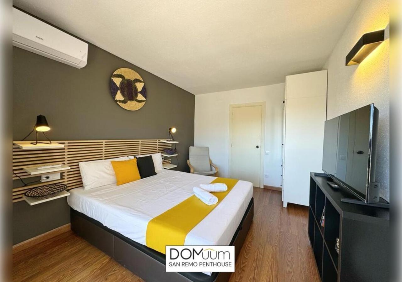 Domuum Holidays - San Remo Penthouse سالو المظهر الخارجي الصورة