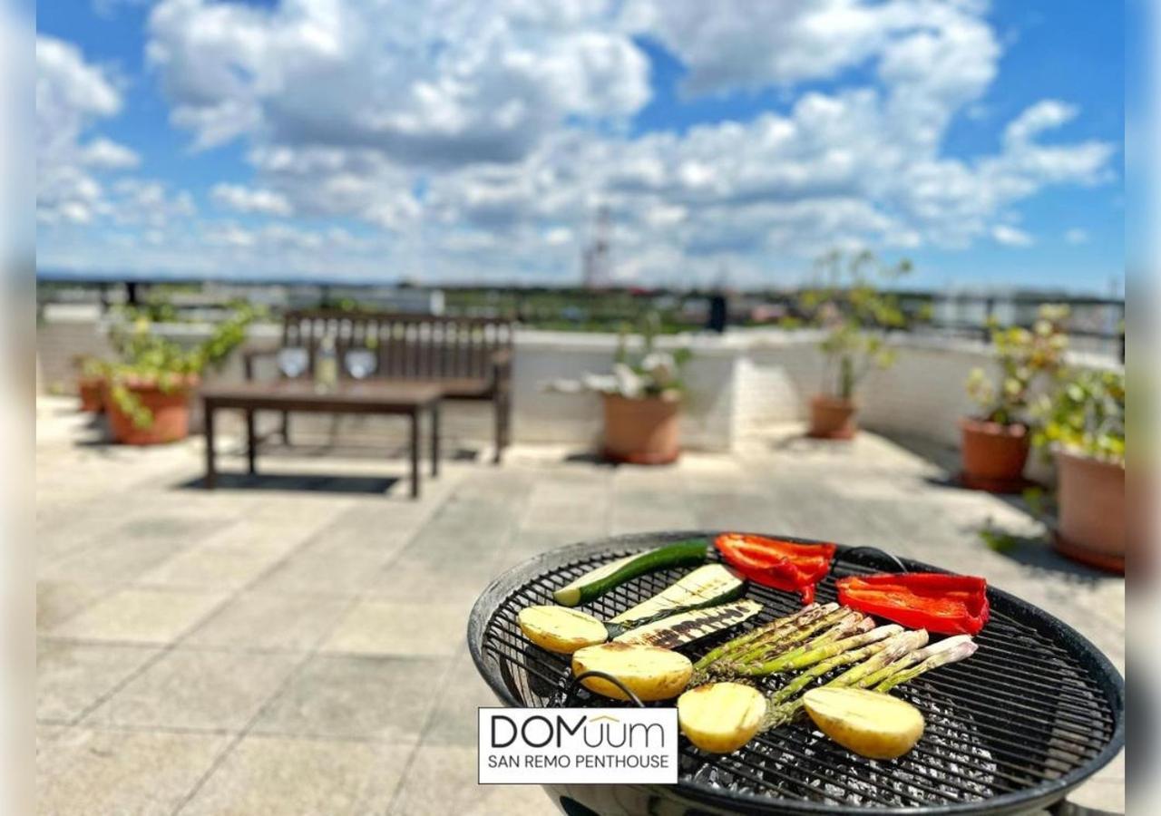 Domuum Holidays - San Remo Penthouse سالو المظهر الخارجي الصورة