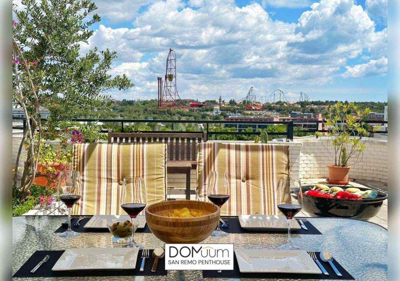 Domuum Holidays - San Remo Penthouse سالو المظهر الخارجي الصورة